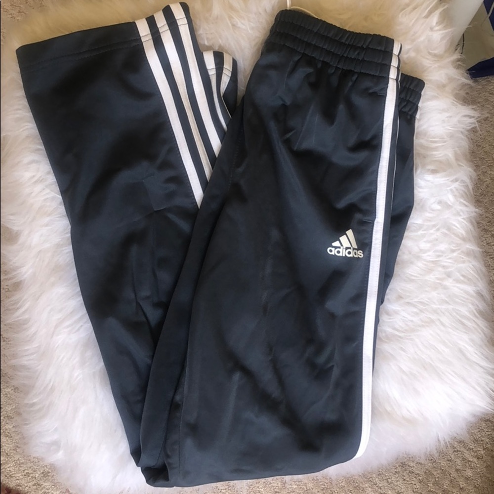🌸 Adidas Sweatpants🌸
